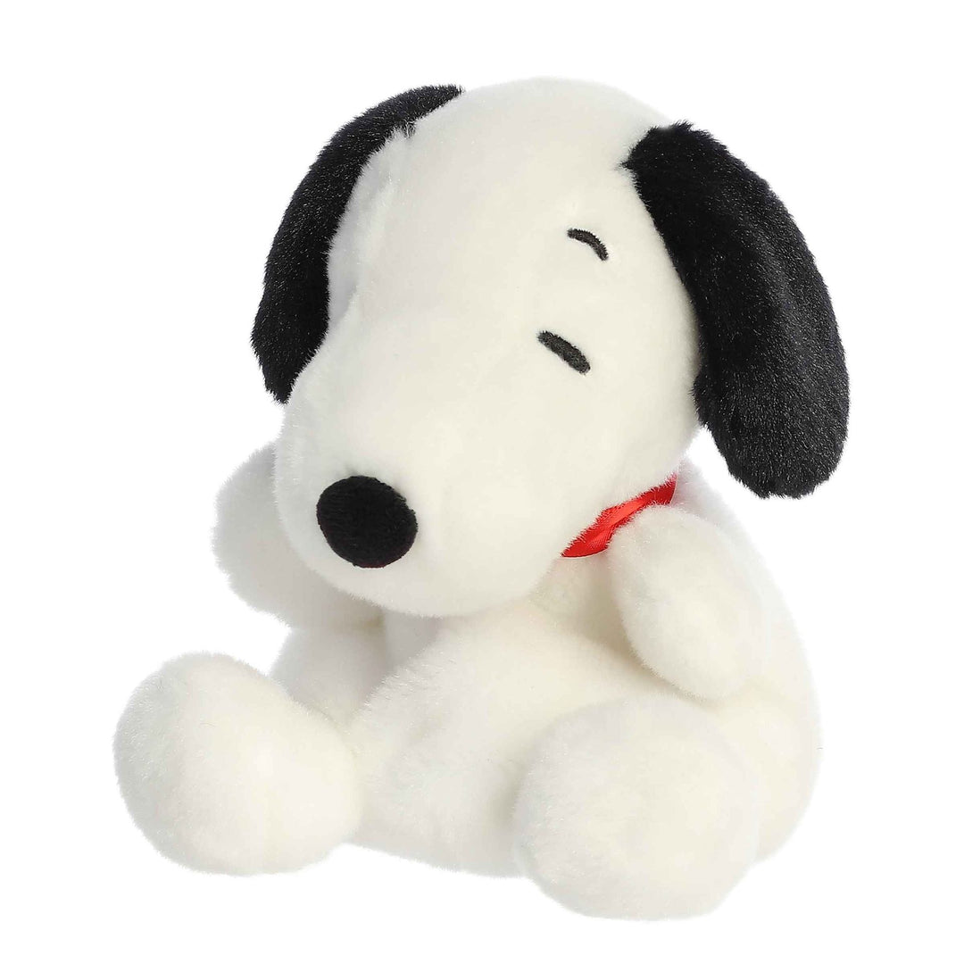 Aurora Palm Pals Snoopy Plush