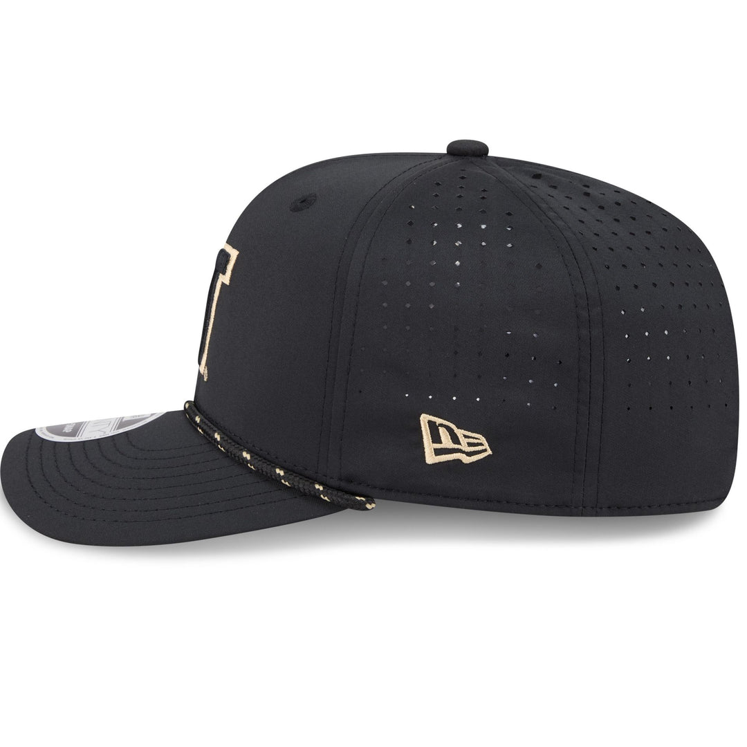 New Era Black Tonal Washington Huskies 9Seventy Sport Stretch Snap Adjustable Hat