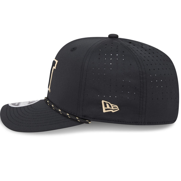 New Era Black Tonal Washington Huskies 9Seventy Sport Stretch Snap Adjustable Hat