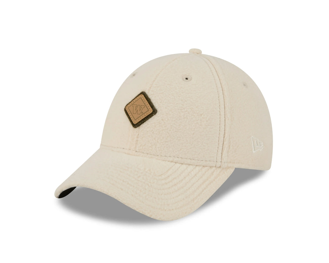 New Era Women's Sherpa Washington Huskies Leather Patch 9Forty COMFY Hat