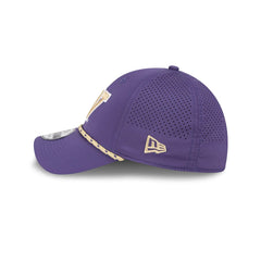 New Era Washington Huskies Purple 39Thirty PERF Stretch Fit Hat Hover