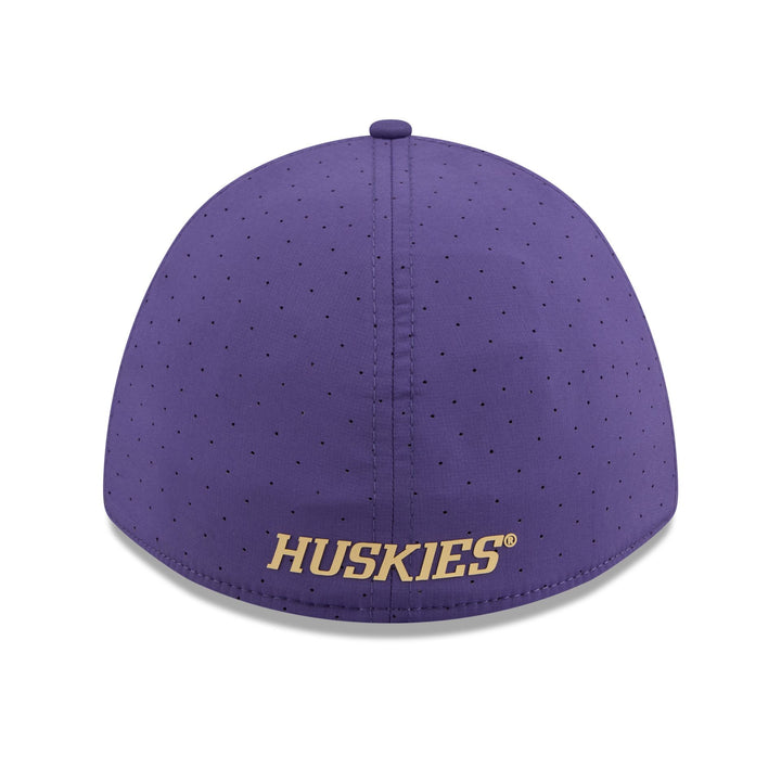 New Era Purple Washington Huskies 39Thirty ASSIST Silicone Logo Stretch Fit Hat