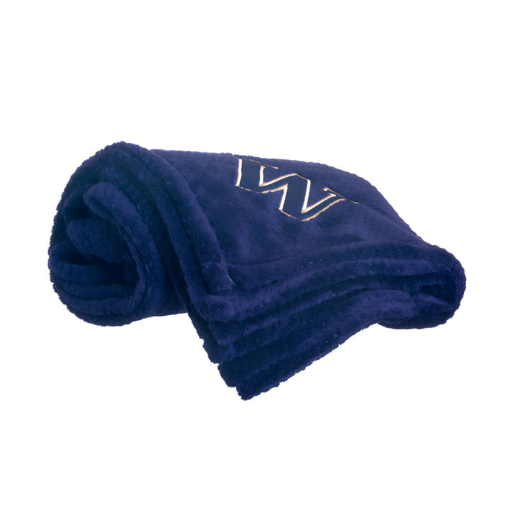 Know Wear Purple W Pineapple Fleece Blanket 50" x 60"