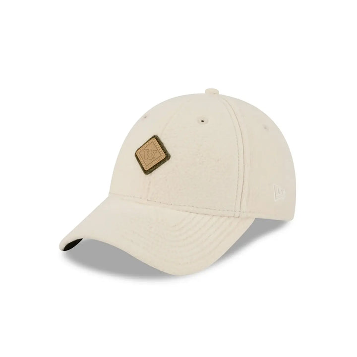 New Era Women's Sherpa Washington Huskies Leather Patch 9Forty COMFY Hat