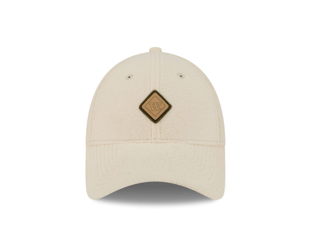 New Era Women's Sherpa Washington Huskies Leather Patch 9Forty COMFY Hat