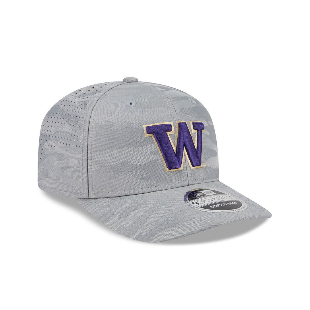 New Era Camo Gray Washington Huskies 9Seventy PERF Stretch Snap Adjustable Hat