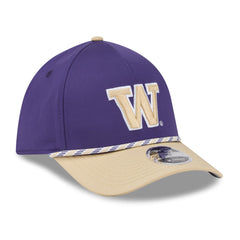 New Era Purple Gold Washington Huskies 39Thirty Stretch Fit Hat Front Side iew Hover